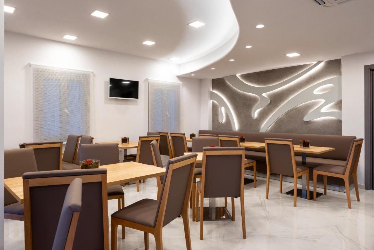 Deluxe Hotel Santorini ثيرا المظهر الخارجي الصورة