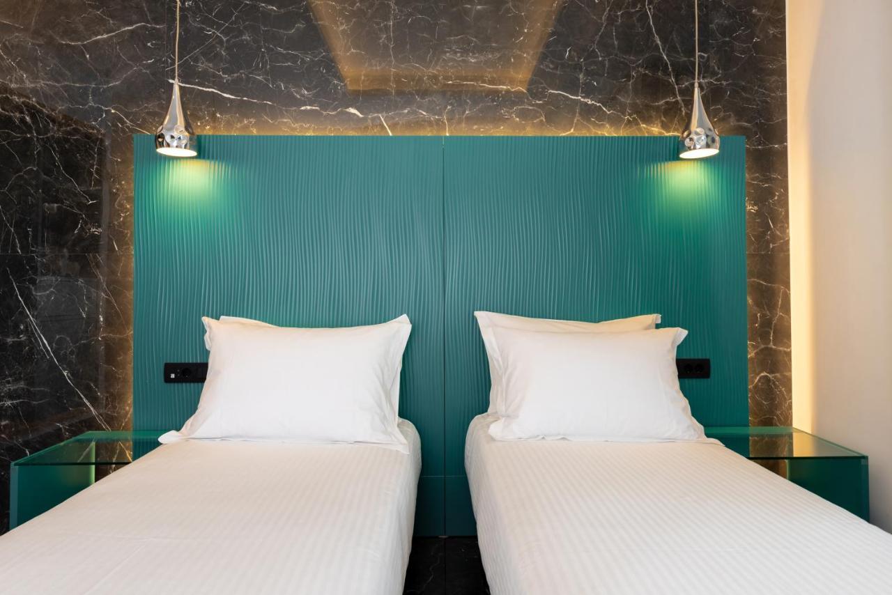 Deluxe Hotel Santorini ثيرا المظهر الخارجي الصورة
