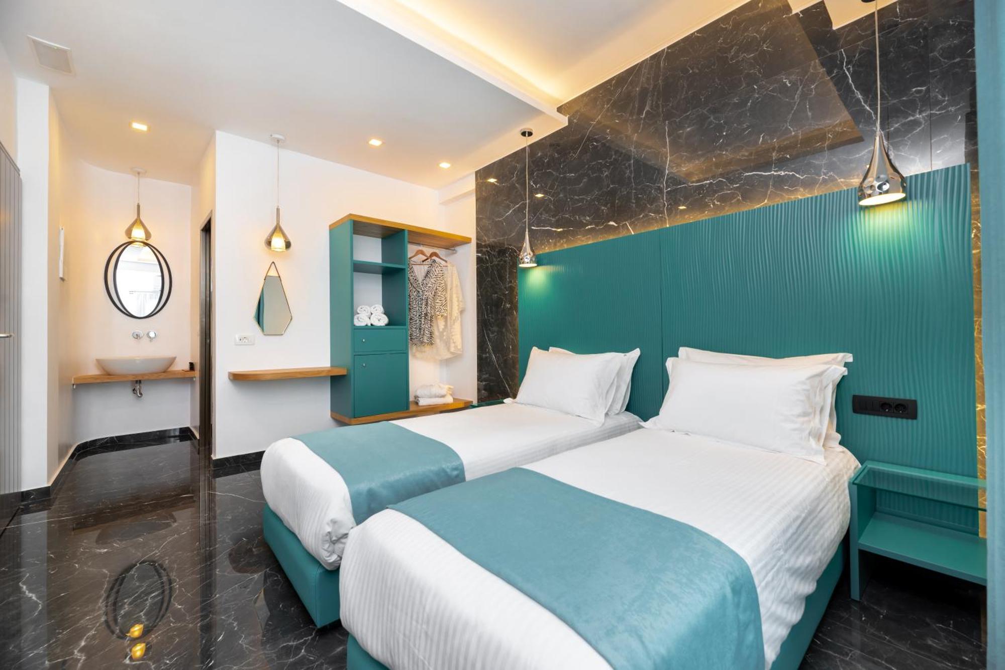 Deluxe Hotel Santorini ثيرا الغرفة الصورة