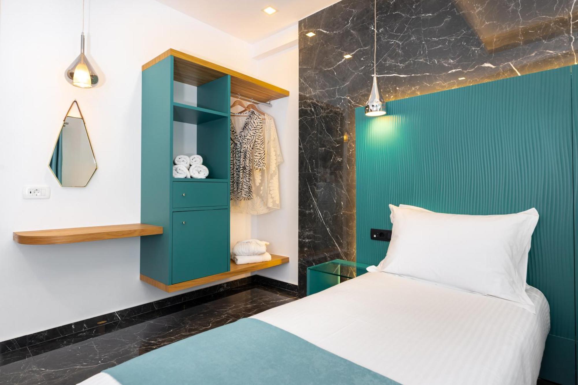 Deluxe Hotel Santorini ثيرا الغرفة الصورة